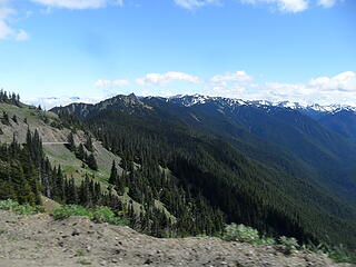 starting down the Obstruction Point Road-wide, long, large vehicles not recommended (nor welcomed)