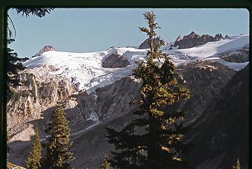 Un-named glacier south cascade aug 1977-103