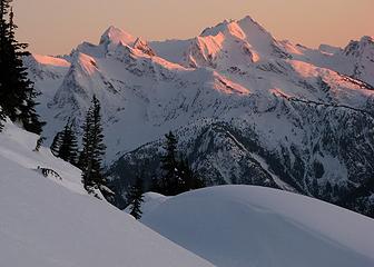 Snowfield/Eldorado Alpenglow before the sunset
