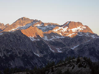 Red mountain and beyond (Chiwawa) alpenglow