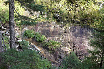 Rock slab by creek along Green Ridge trail