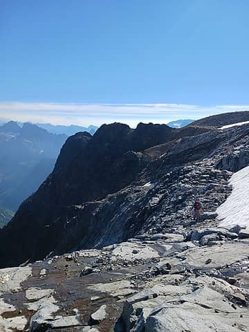 this is the nice wide ledge to avoid the snow getting to/fro SGC, ~7300'