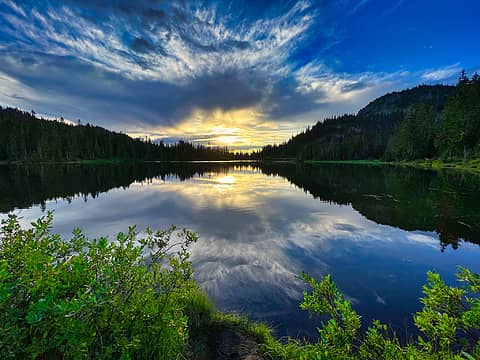 D1.1 Reflection Lake sunrise