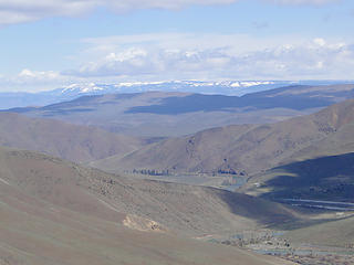 Views from first summit on Yakima Skyline trail.