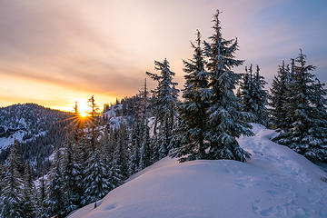 Sunrise from Tom, Dick, and Harry's