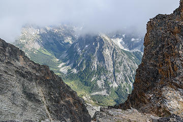 Arches from somewhere on the saddle between Mesahchie and Katsuk