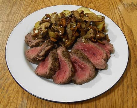 beef tenderloin with shitake and chanterelle mushroom and roasted potato 09/18/21