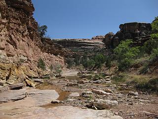 Into Five Fingers Canyon system