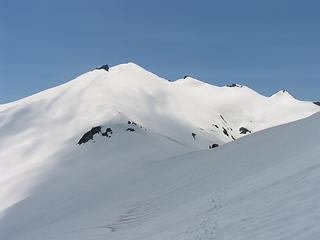 The 5600 ft saddle (in front) and final slopes to the summit