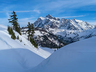 Shuksan and pillow soft snow