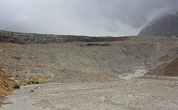 34- The Baltoro Glacier wall