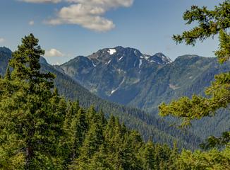 Ferry and the last section of ridge of the accent