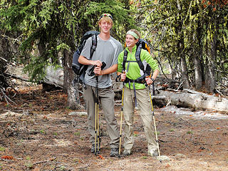 Niles and Hannah Ready . Niles first 6k' , 7k', 8k' peakbags in a single week !