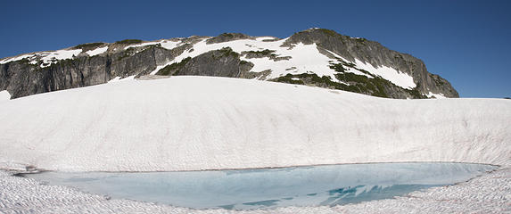 Mt Hinman and tarn