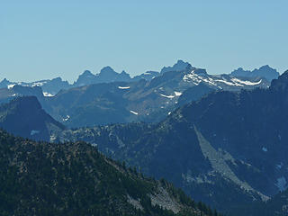 West into the Alpine Lakes Wilderness from 6600 ridge