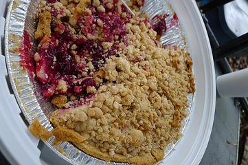 Cherry with french crumble