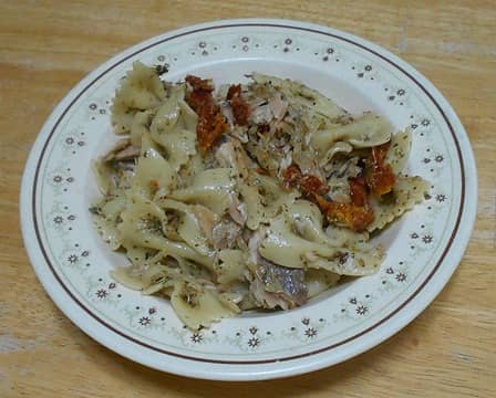 farfalle with smoked salmon and sun-dried tomato 07/24/22