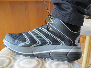 Hoka One One Tor WP Mid Hiker