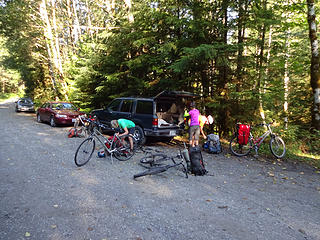 Getting ready for the bike ride to Tupso Pass.