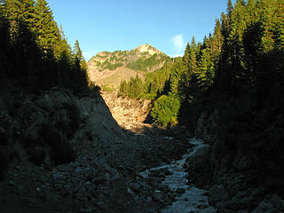 Tohoma Creek & Pyramid Peak from the Tohoma Creek Bridge