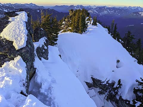 Short but super airy snow traverse