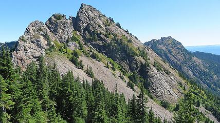 Last goal of the day.  Halfway between Lundin and Red, I drank the last of my water; summitting Red would leave me badly parched.  An hour later, as I started to drink from its cool waters, the level of Commonwealth Creek visibly lowered.