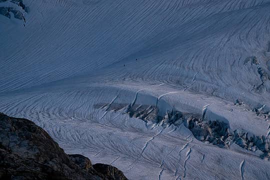 Climbers descending Neve Glacier