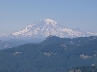 Rainier, zoomed