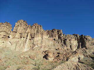 Picacho cliffs