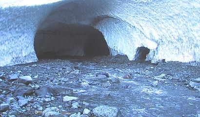 6.Ice Cave stream