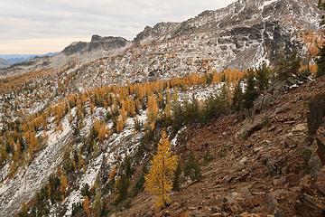 Despite the clouds, colors improved slightly as the sun got lower