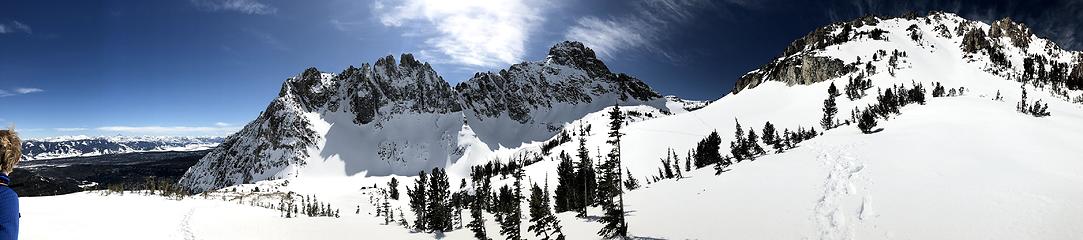 Thompson E basin pano