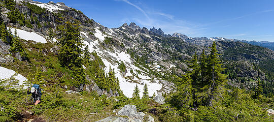 Scrambling back up to Chikamin Pass