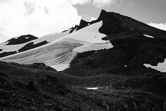 Helm Glacier and Gentian Peak