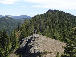 Puzzlr on traverse to east peak.