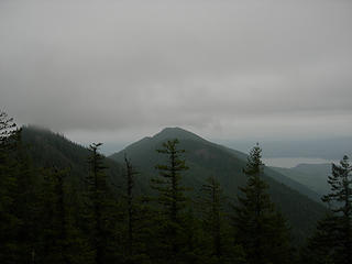 Approx 3250 ft/4.0 mi looking ESE along the ridge line. Trail runs around these 2 minor summits.