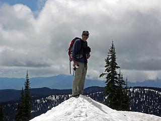 Steve on top of the 10' drift. we were surprised at all the snow still hanging in on summits, highpoints, south and east facing areas.