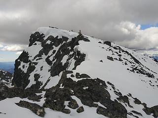 Corniced summit ridge