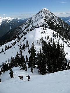 Running the ridge back toward Oakes