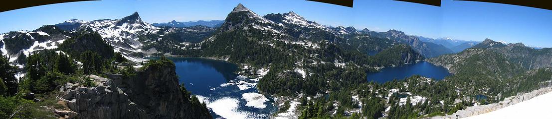 alpine_lakes_wilderness_pan