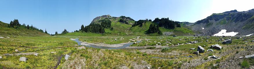 Lower Glacier Peak Meadows