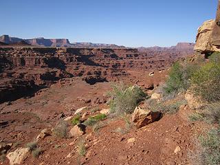 walking below the rim