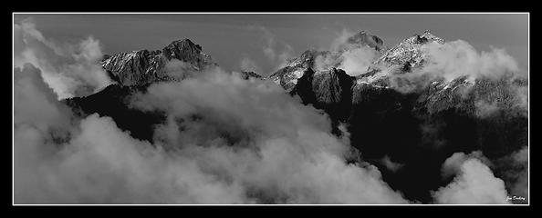 Whitehorse & Three Fingers from Mt. Pilchuck