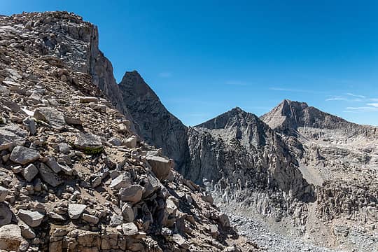 cotter e ridge, mt clarence king in the back