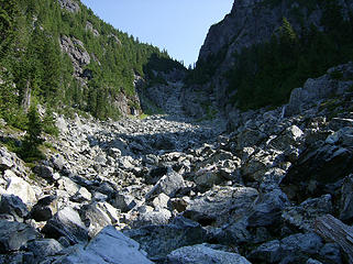 Starting up the gully.