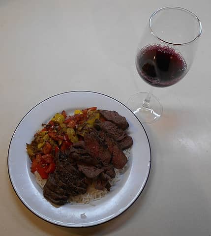 beef tenderloin with sauteed squash 09/03/23