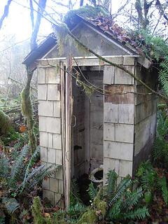 King's bottom campground outhouse_0317