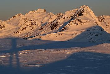 Full alpenglow on SE Fury, Fury, & Elephant