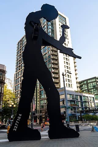 "Hammering Man" (steel and aluminum) - Seattle Art Museum, Seattle
