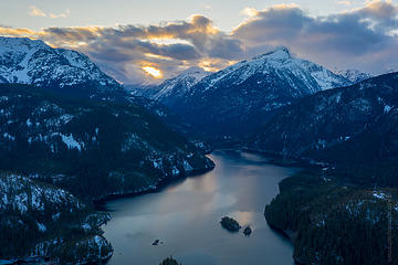 Drone views around Diablo Lake and the end of Highway 20